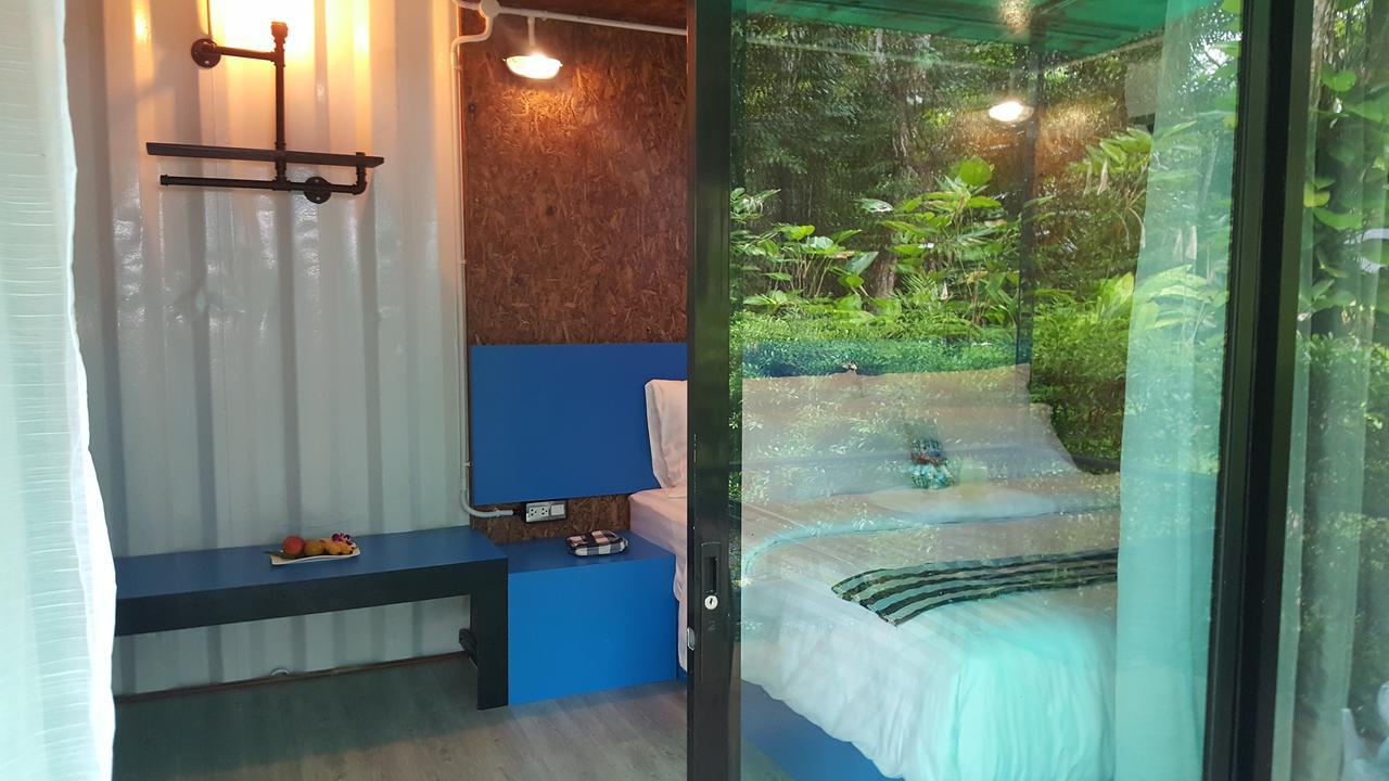 Hug Rimtharn Hotel Ban Khao Klom Eksteriør billede