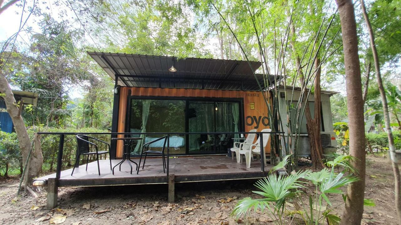 Hug Rimtharn Hotel Ban Khao Klom Eksteriør billede
