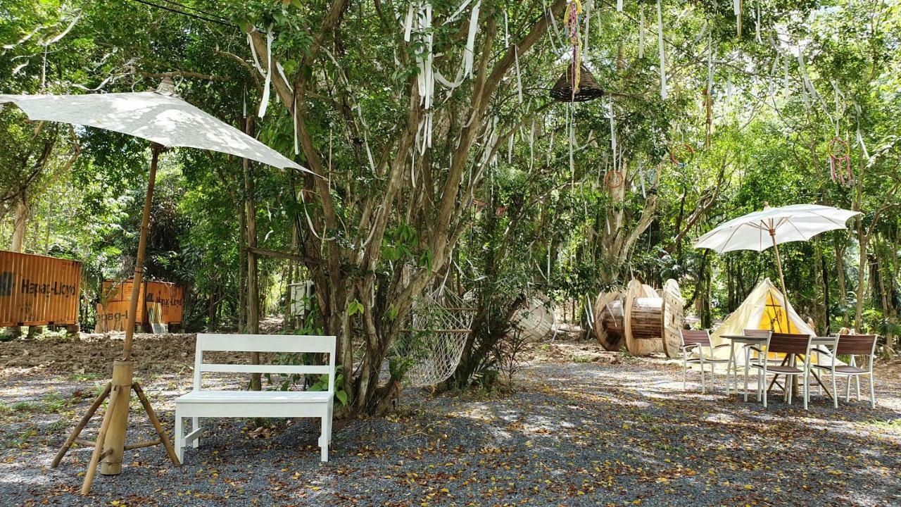 Hug Rimtharn Hotel Ban Khao Klom Eksteriør billede
