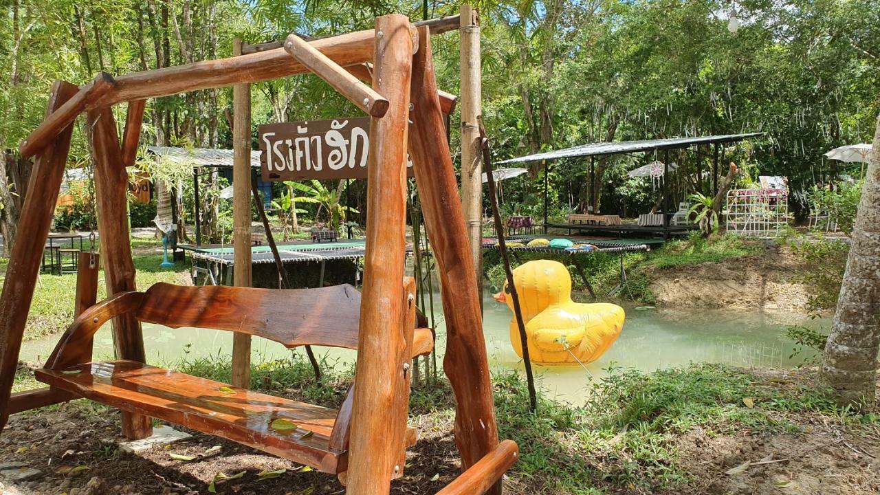 Hug Rimtharn Hotel Ban Khao Klom Eksteriør billede